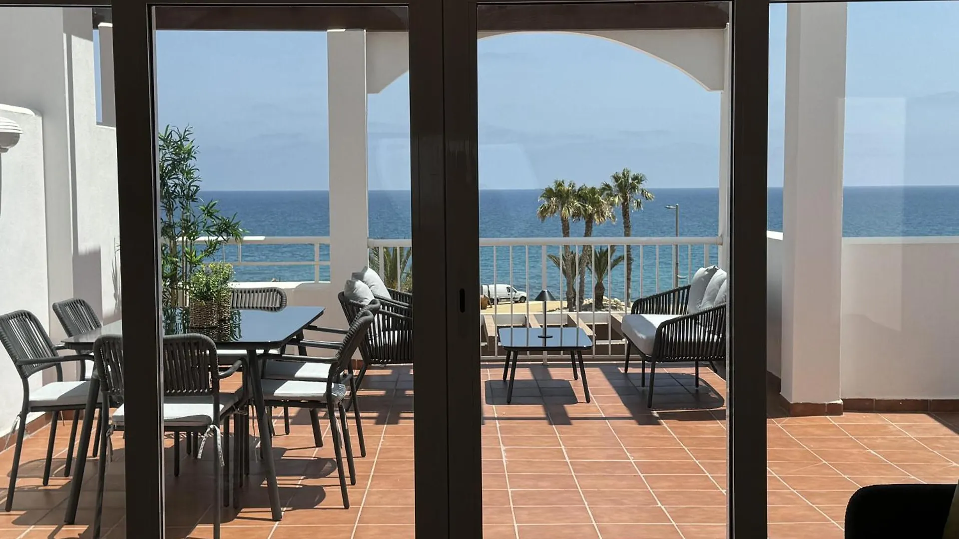 Apartamento Con Piscina Frente Al Mar En Mojacar Playa Spain